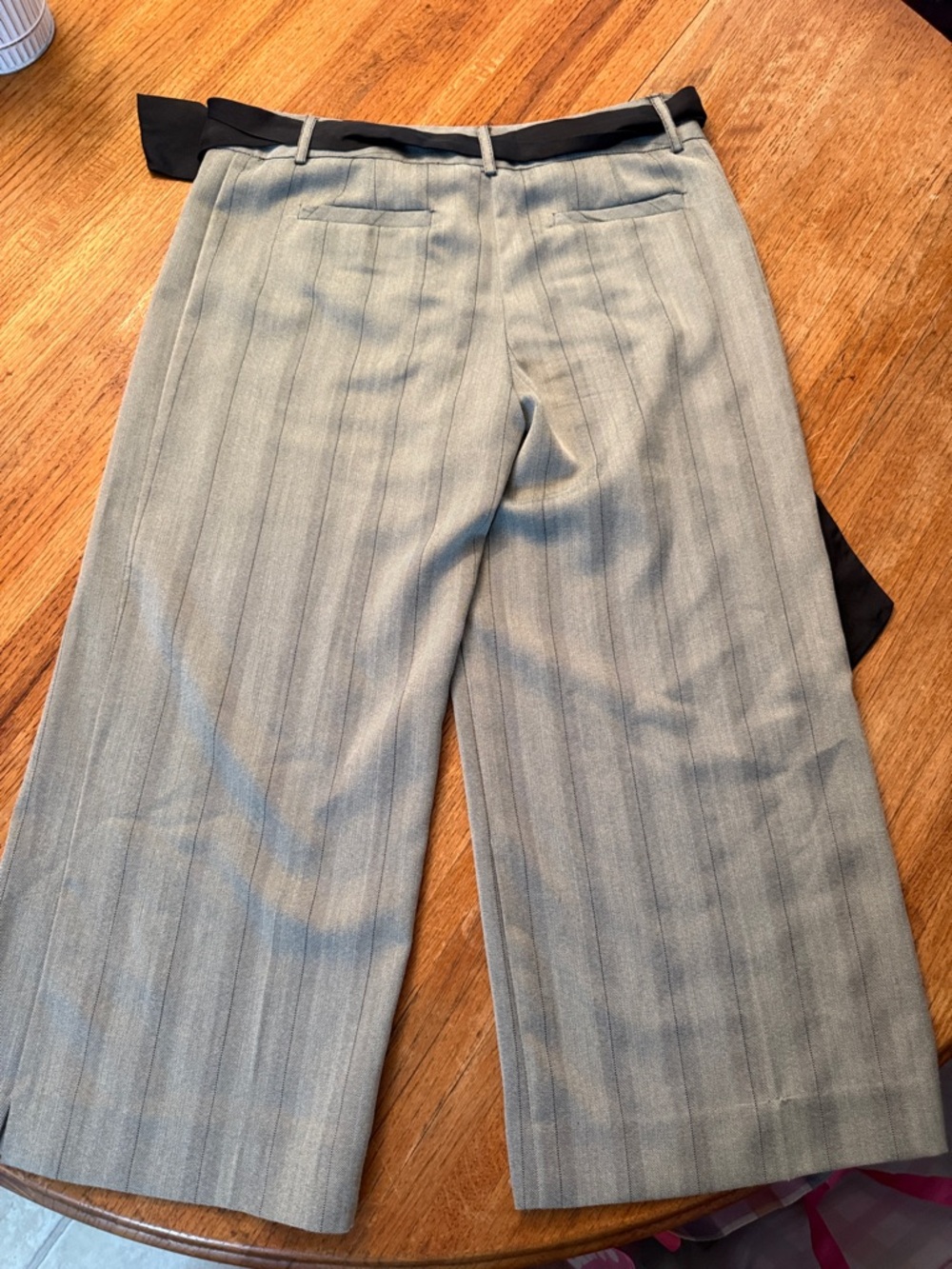 White House Black Market Gray Pinstripe Cropped Wide-Leg Pants with Black Tie - Picture 4 of 5